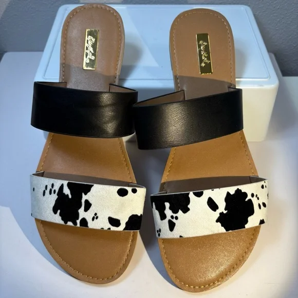 Qupid Cow Print Slide Sandals size 8.5 - Picture 3 of 9